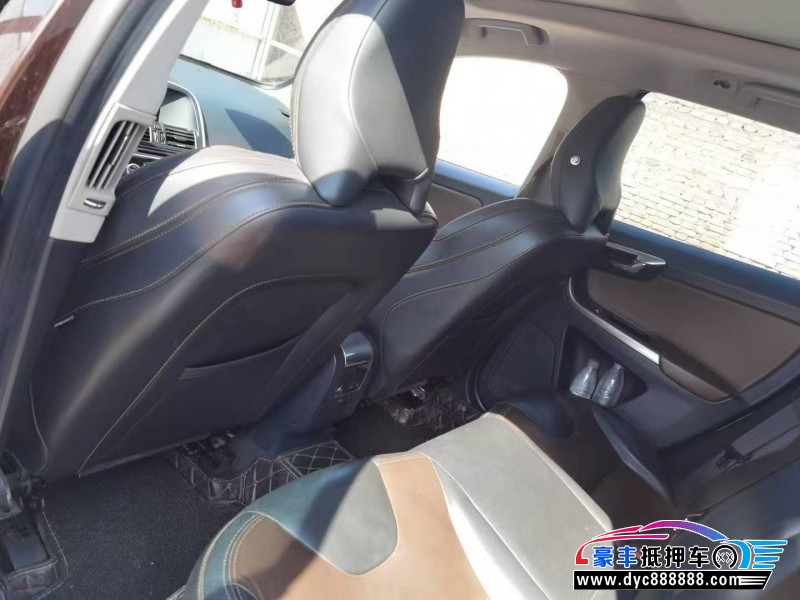 17年沃尔沃XC60轿车抵押车出售