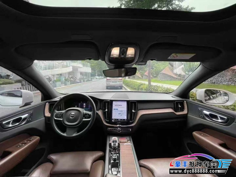 22年沃尔沃XC60轿车抵押车出售