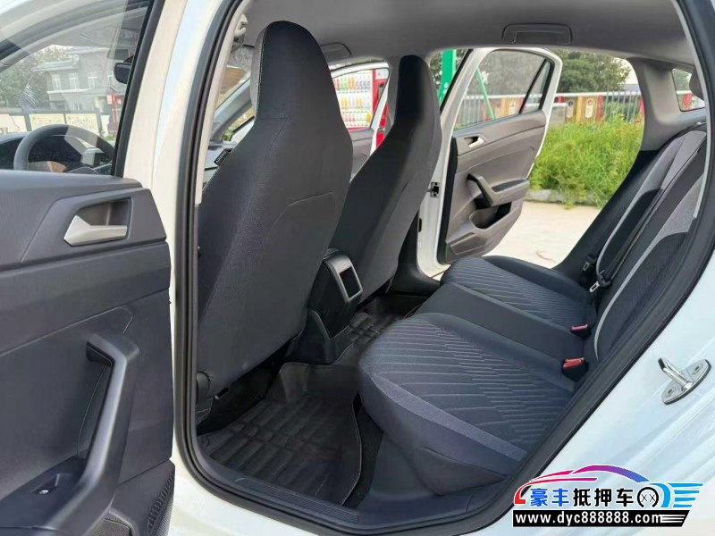 25年大众朗逸轿车抵押车出售