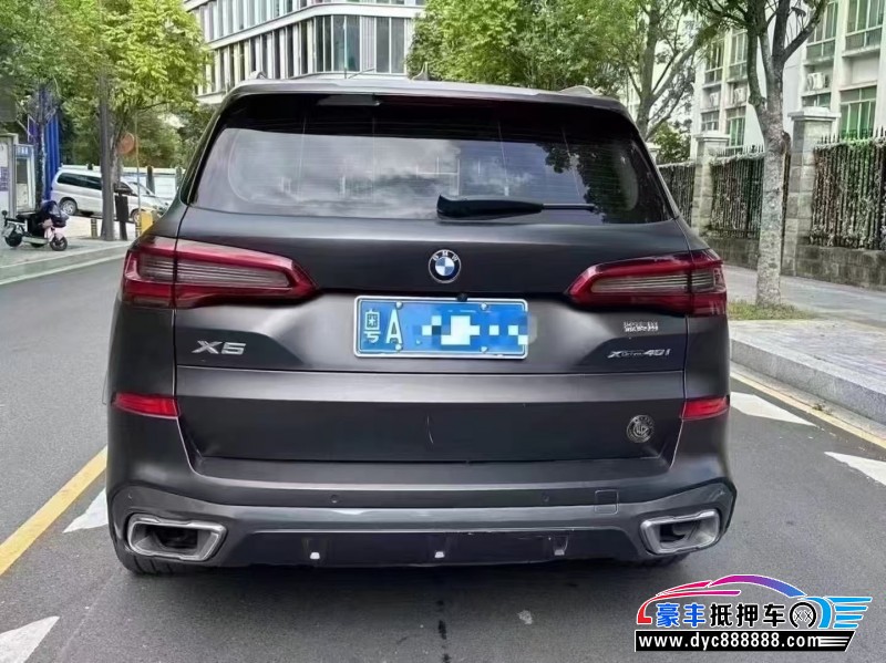 20年宝马X5轿车抵押车出售