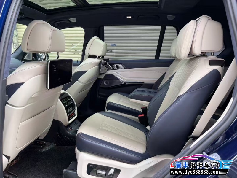 22年宝马X7轿车抵押车出售