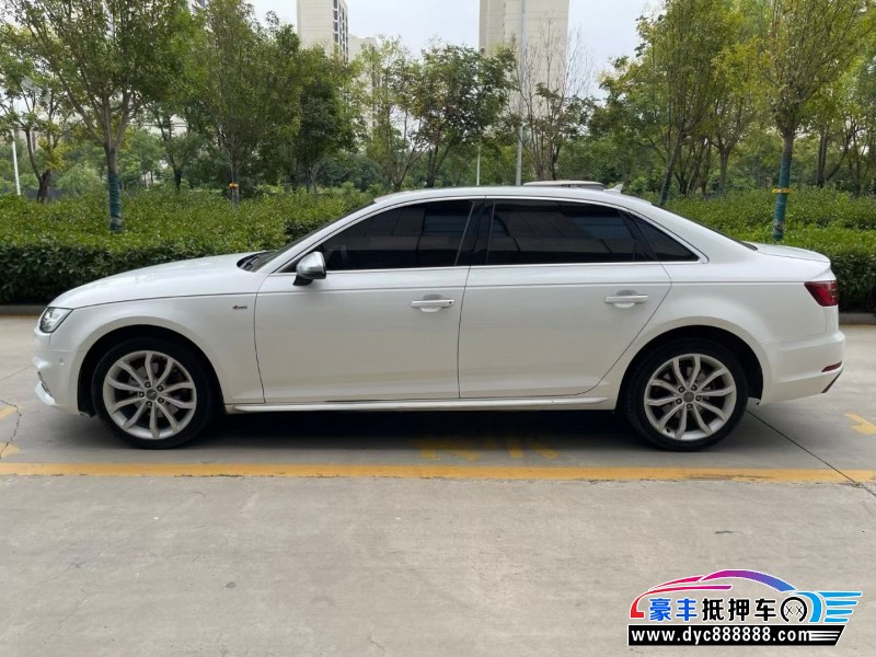18年奥迪A4L轿车抵押车出售