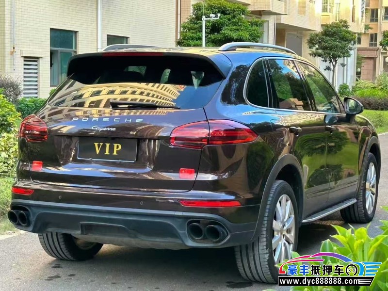 17年保时捷卡宴轿车抵押车出售