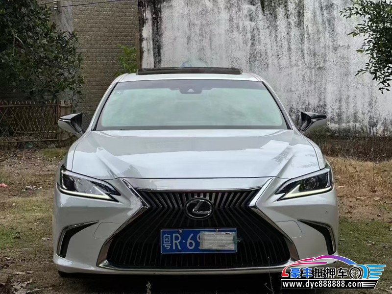 19年雷克萨斯ES轿车抵押车出售