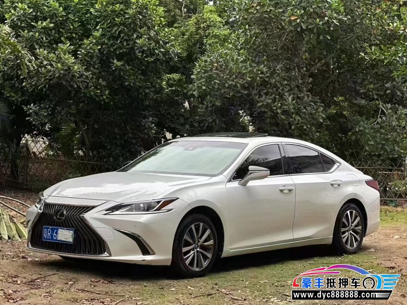 19年雷克萨斯ES轿车抵押车出售