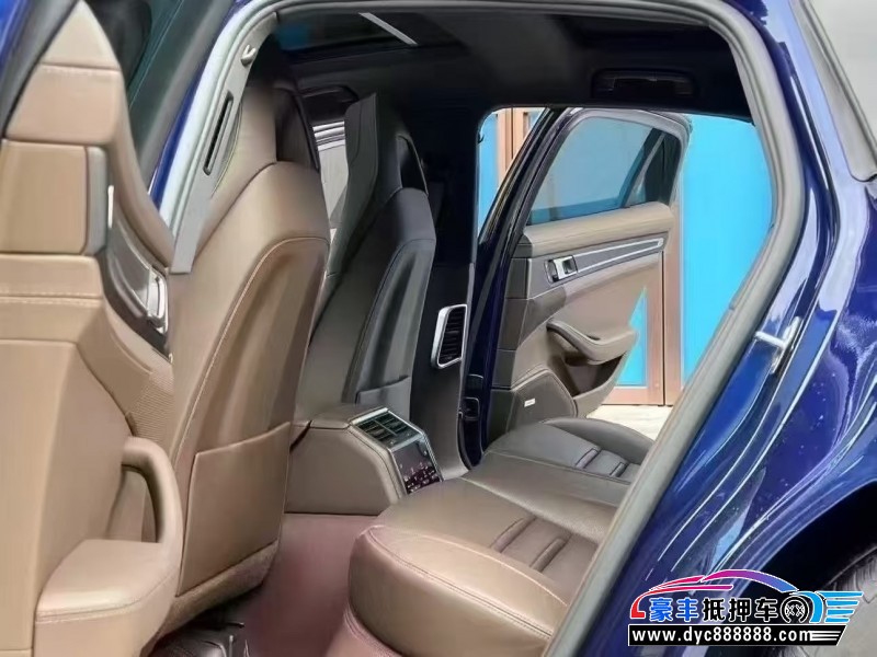 23年保时捷帕纳梅拉轿车抵押车出售