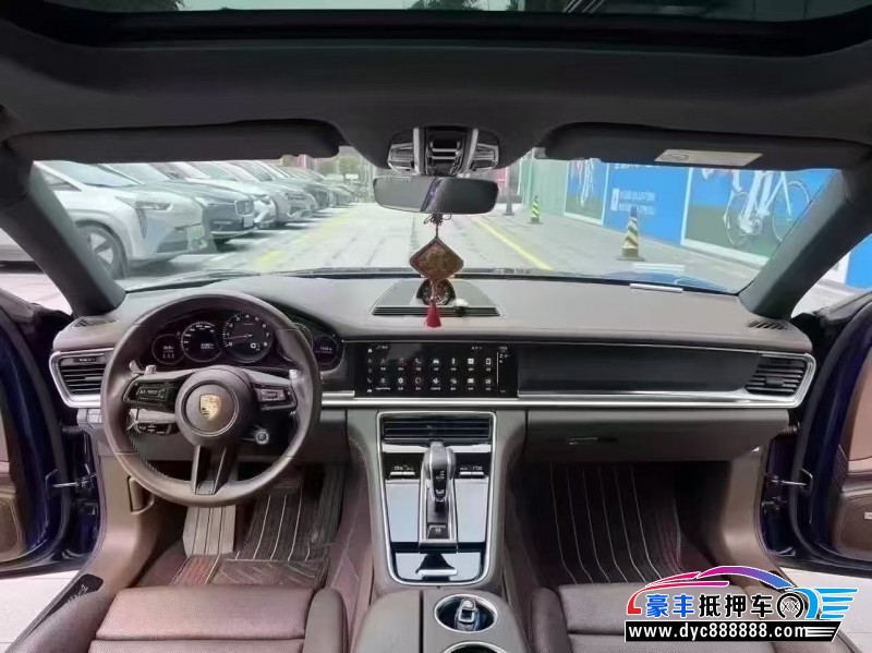 23年保时捷帕纳梅拉轿车抵押车出售