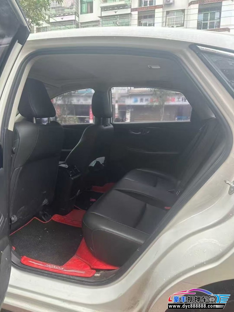 21年本田享域轿车抵押车出售