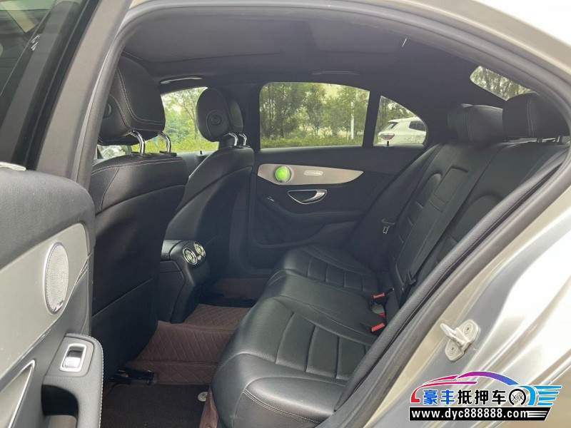 15年奔驰C轿车抵押车出售