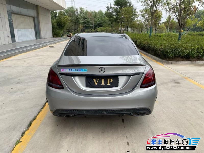 15年奔驰C轿车抵押车出售
