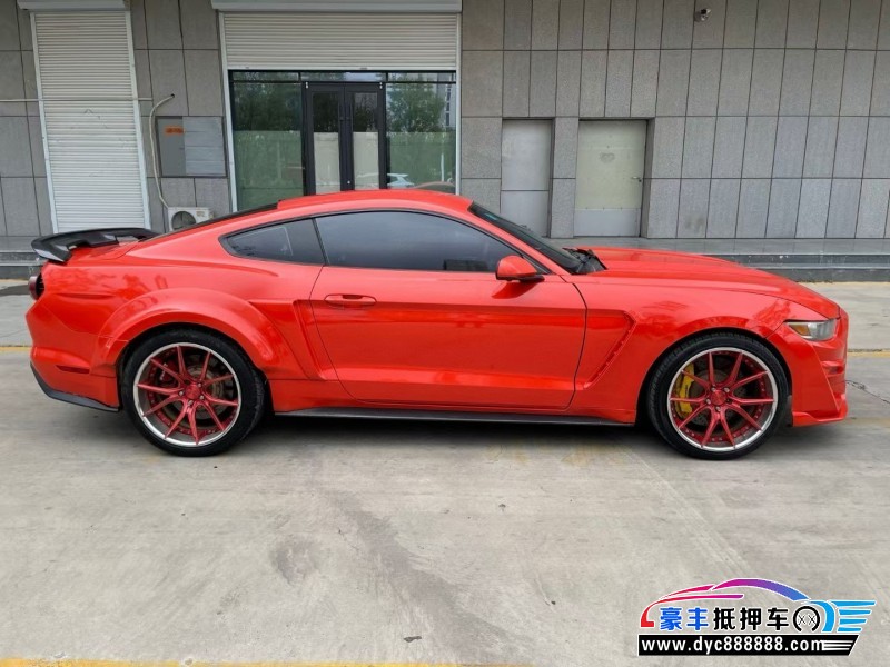 15年福特野马轿车抵押车出售