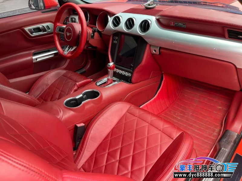 15年福特野马轿车抵押车出售