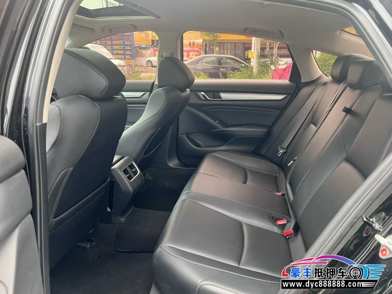 19年本田雅阁轿车抵押车出售