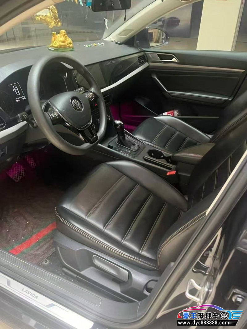 20年大众朗逸轿车抵押车出售