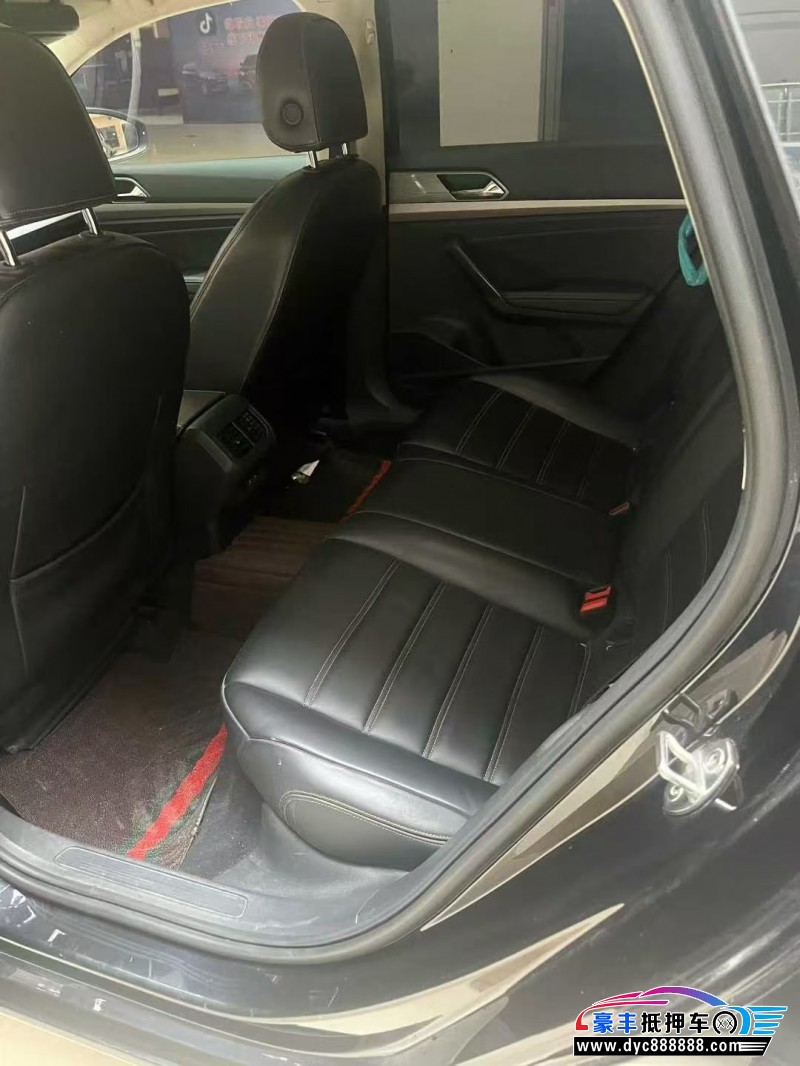 20年大众朗逸轿车抵押车出售