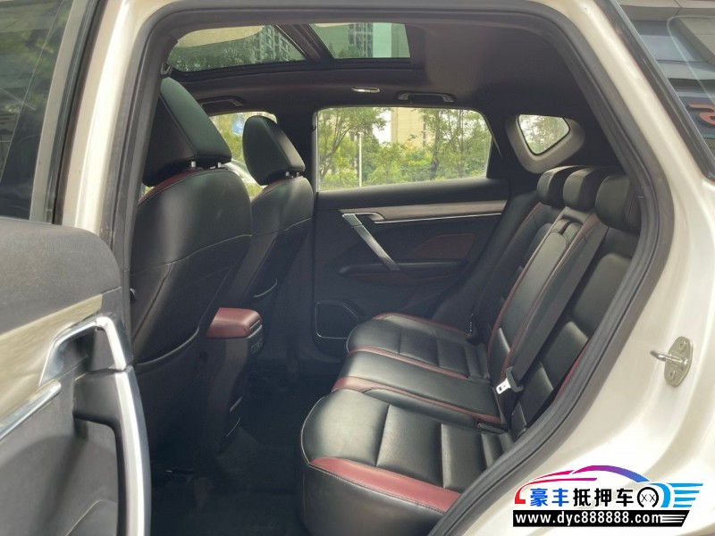 19年吉利缤越轿车抵押车出售