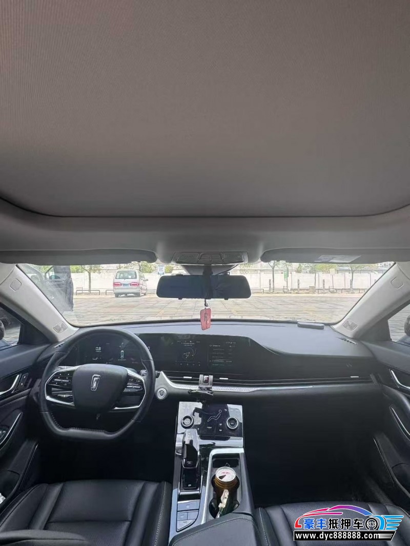 24年奔腾B70轿车抵押车出售