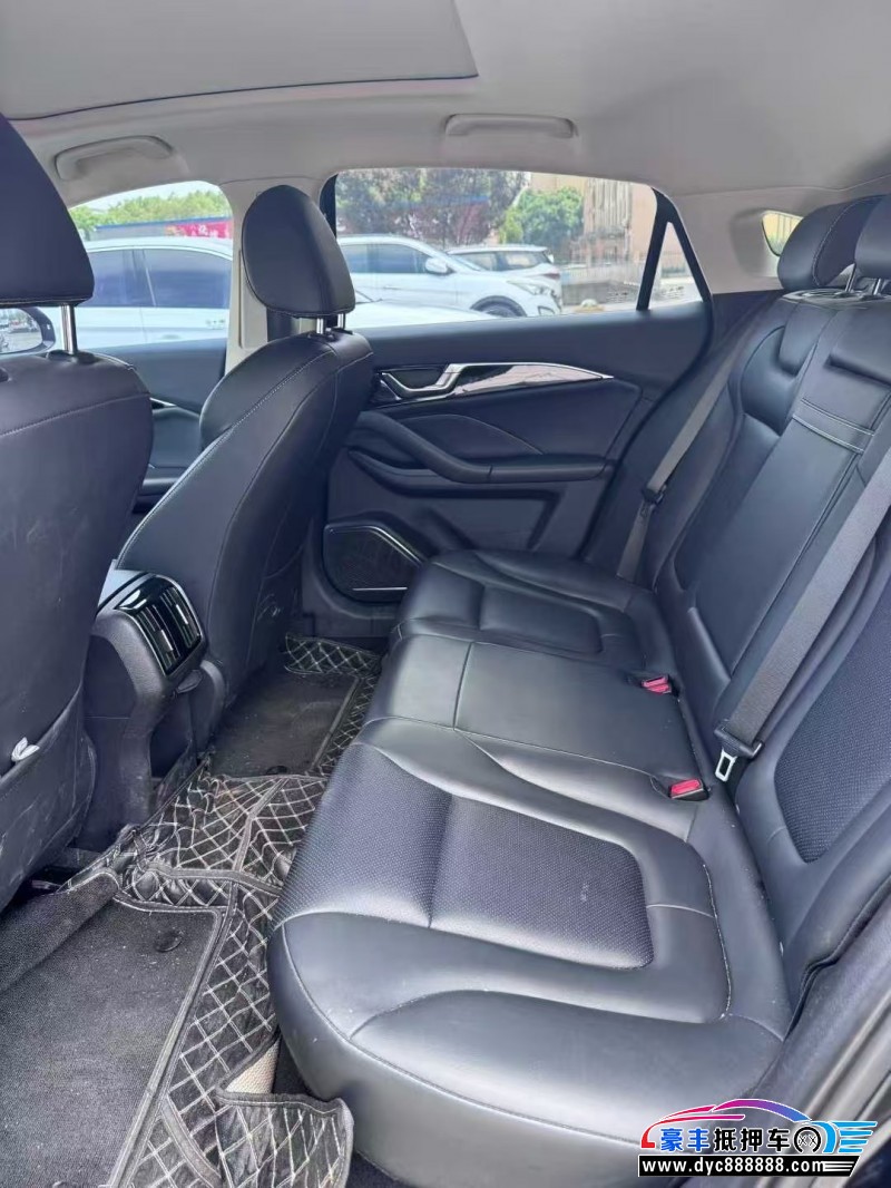 24年奔腾B70轿车抵押车出售