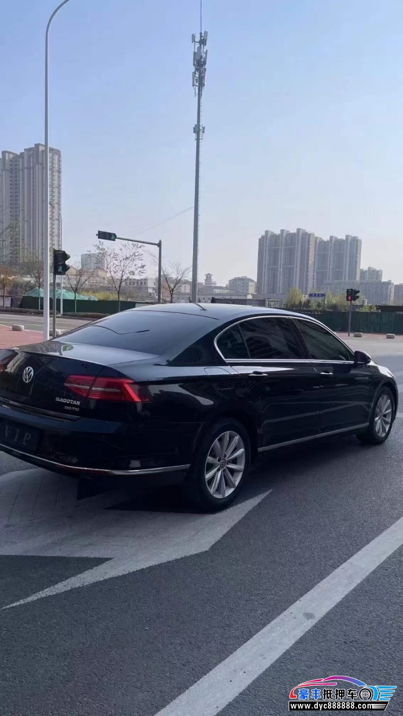 17年大众迈腾轿车抵押车出售