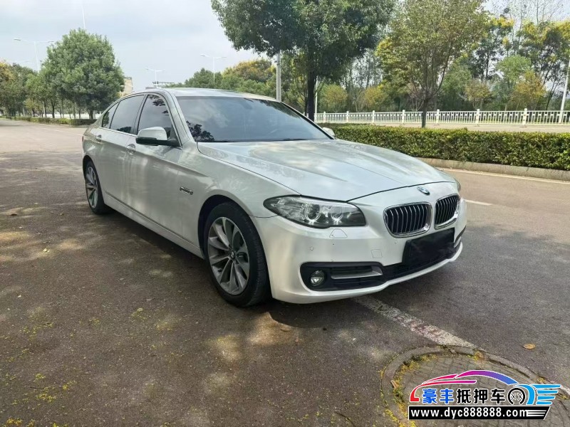 17年宝马5系轿车抵押车出售