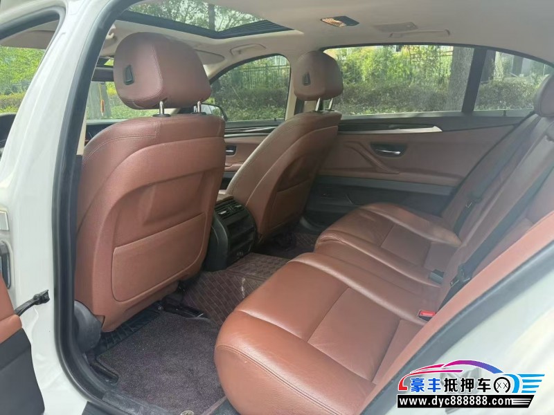 17年宝马5系轿车抵押车出售