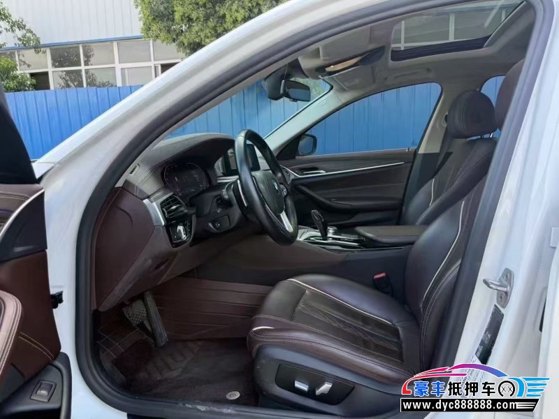 19年宝马5系轿车抵押车出售