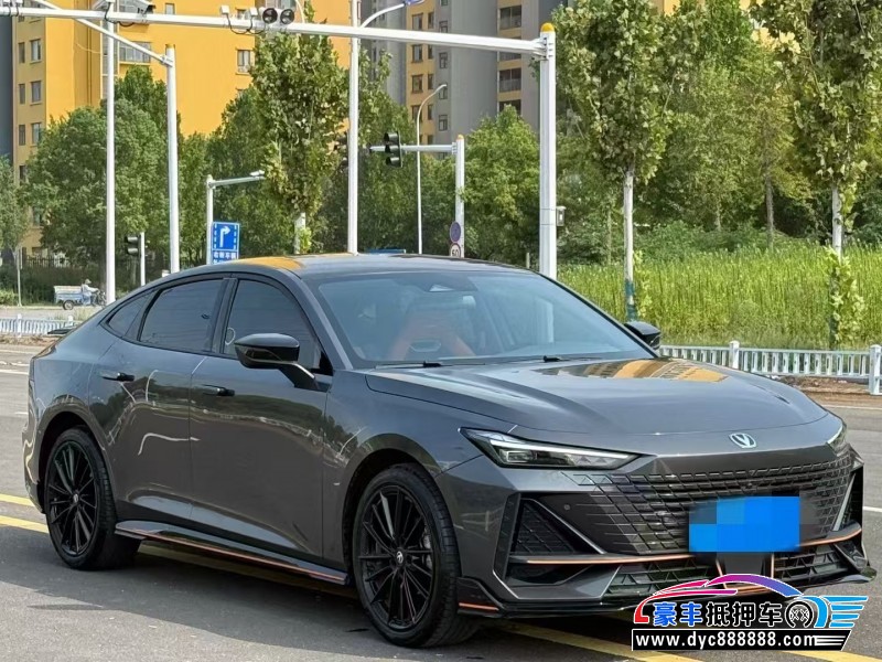 24年长安长安UNI轿车抵押车出售