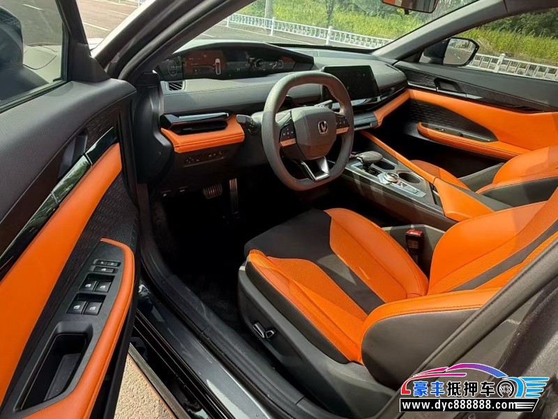 24年长安长安UNI轿车抵押车出售