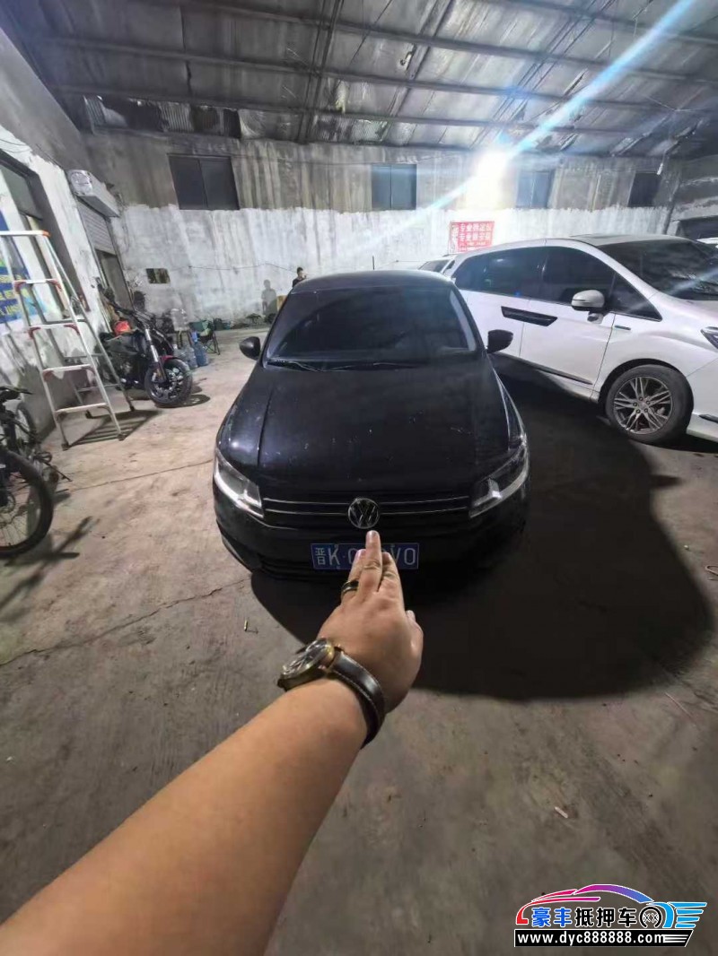 22年大众桑塔纳轿车抵押车出售