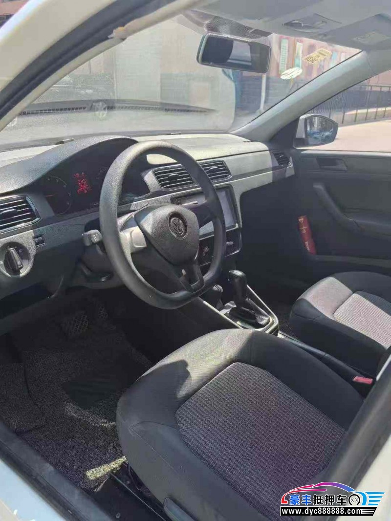 18年大众桑塔纳轿车抵押车出售