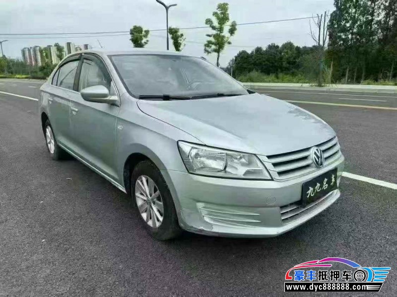 15年大众桑塔纳轿车抵押车出售