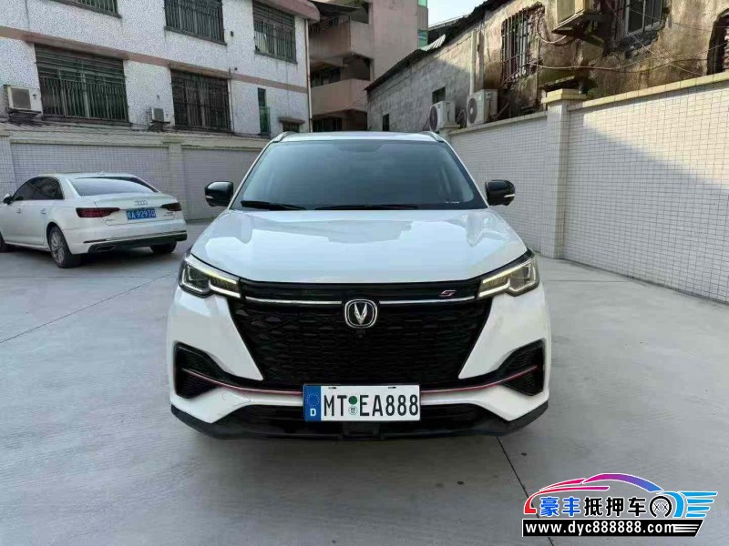 20年长安长安CS55轿车抵押车出售