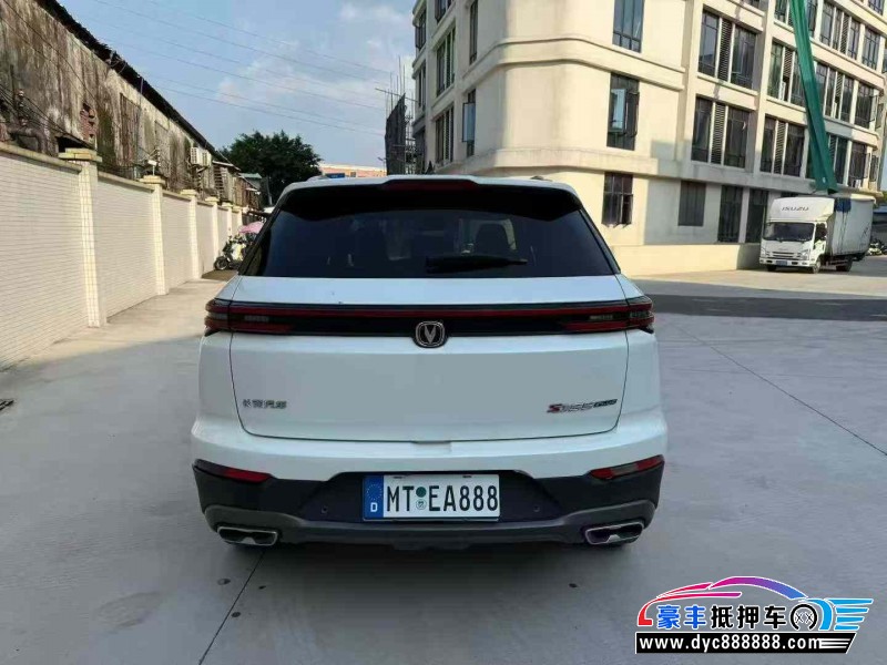 20年长安长安CS55轿车抵押车出售