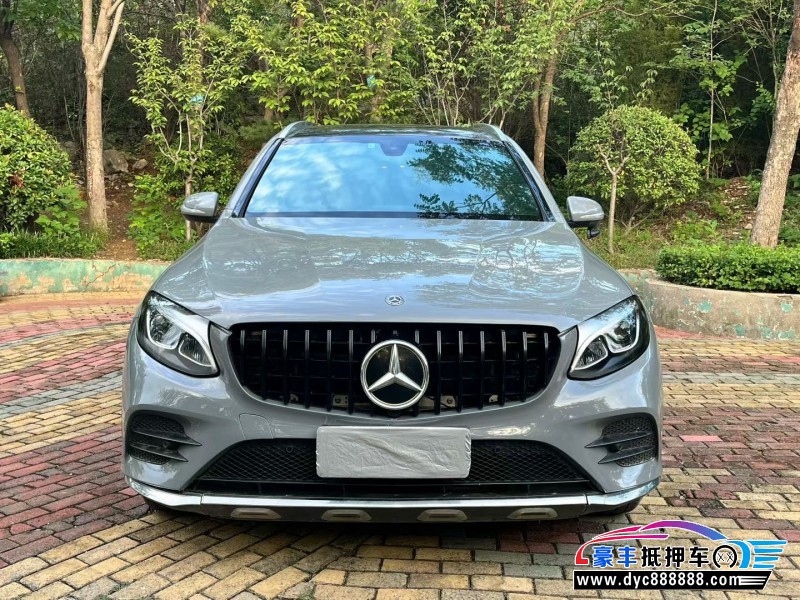 17年奔驰GLC轿车抵押车出售