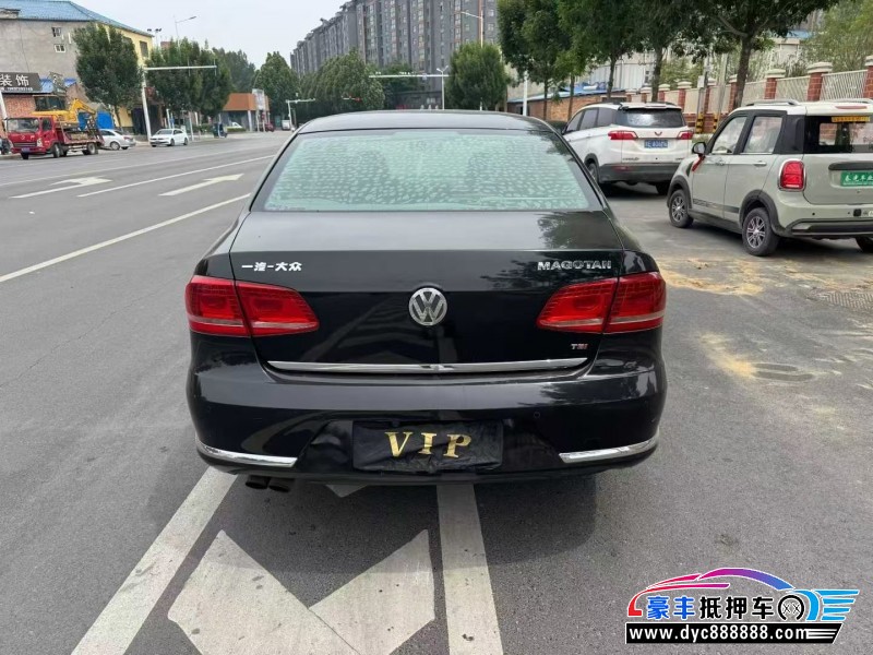 14年大众迈腾轿车抵押车出售