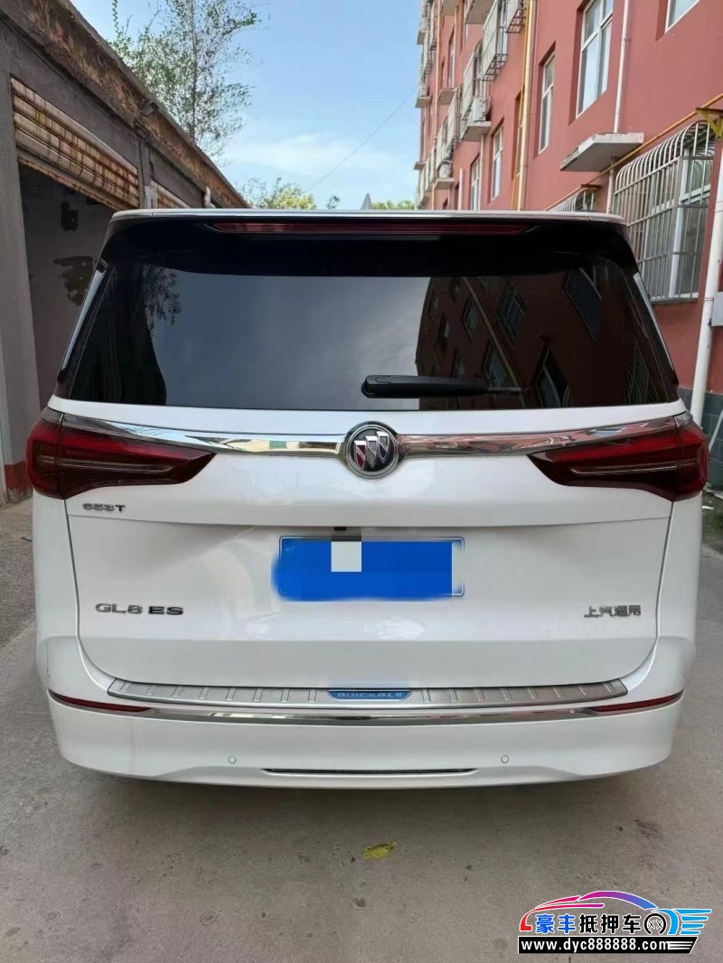 22年别克GL8轿车抵押车出售