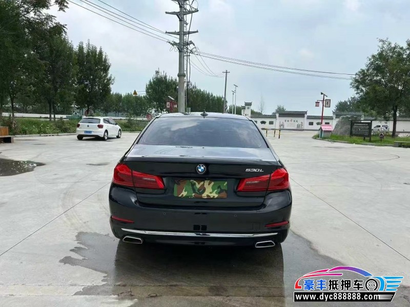 20年宝马5系轿车抵押车出售