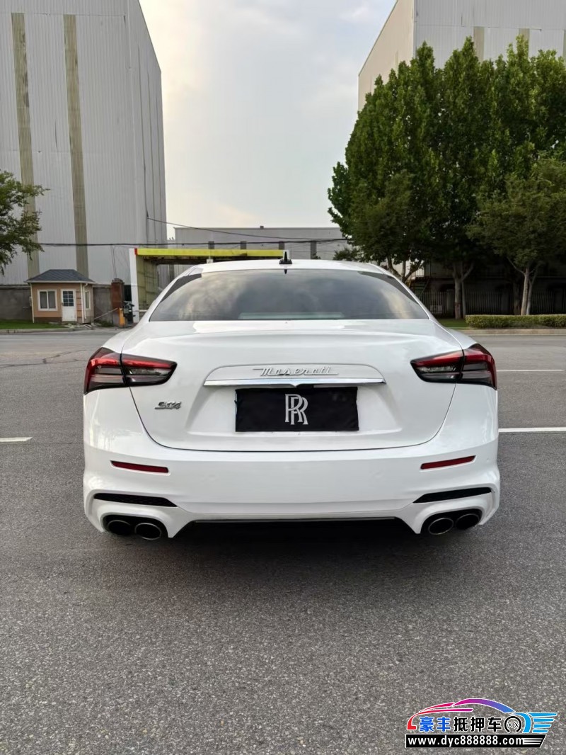 17年玛莎拉蒂Ghibli轿车抵押车出售