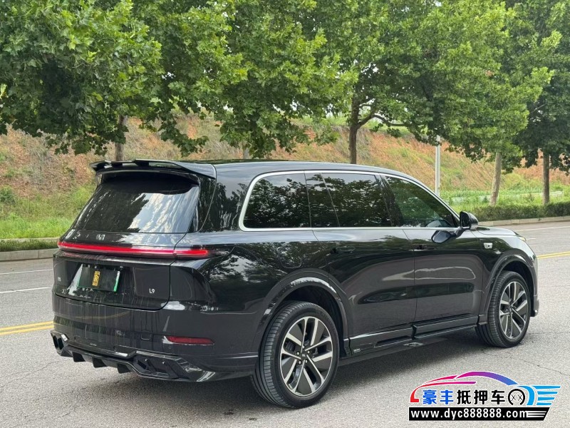 25年理想L9轿车抵押车出售