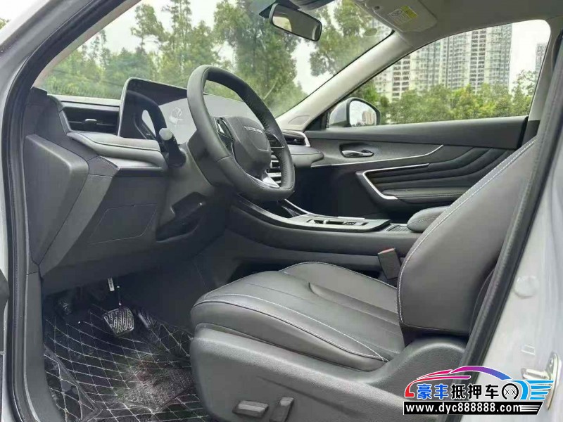 25年启辰大V轿车抵押车出售