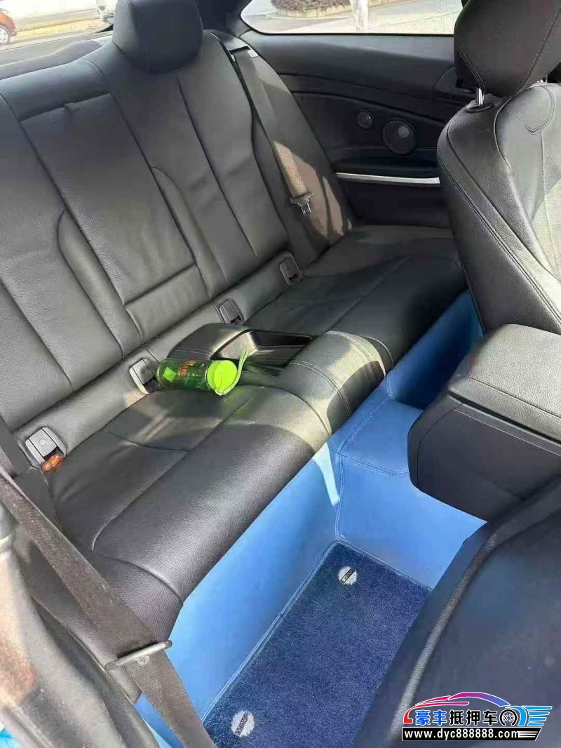 20年宝马4系轿车抵押车出售