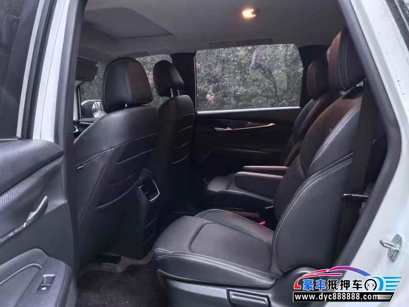 23年上汽大通G50轿车抵押车出售