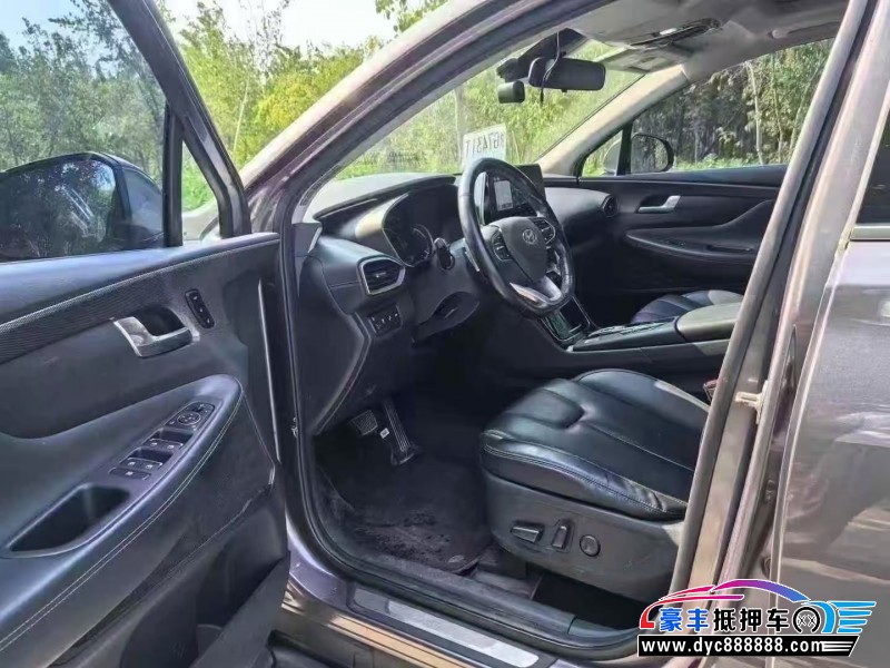 20年现代新胜达轿车抵押车出售