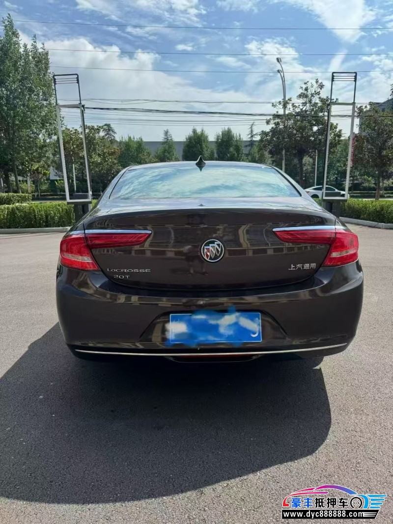 16年别克君越轿车抵押车出售