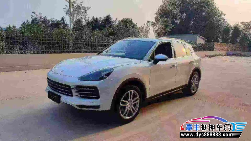 18年保时捷卡宴轿车抵押车出售