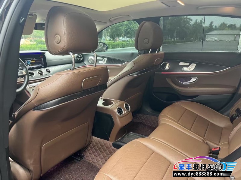 18年奔驰E轿车抵押车出售