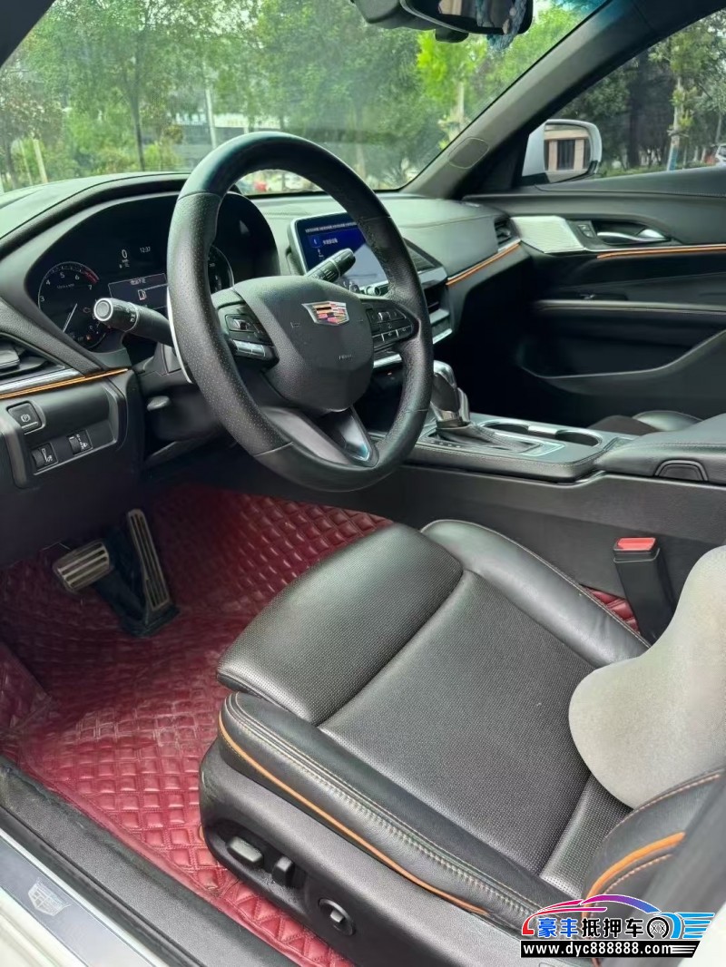 21年凯迪拉克CT4轿车抵押车出售