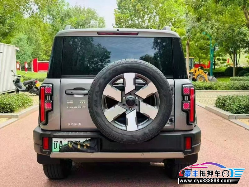 25年北京BJ40轿车抵押车出售