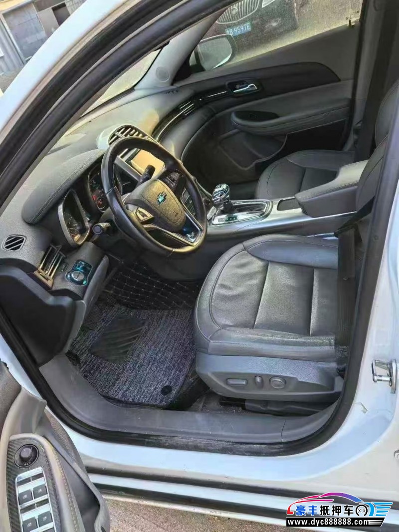 15年雪佛兰迈锐宝轿车抵押车出售