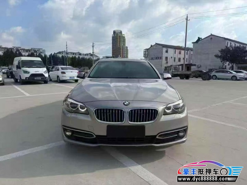 17年宝马5系轿车抵押车出售